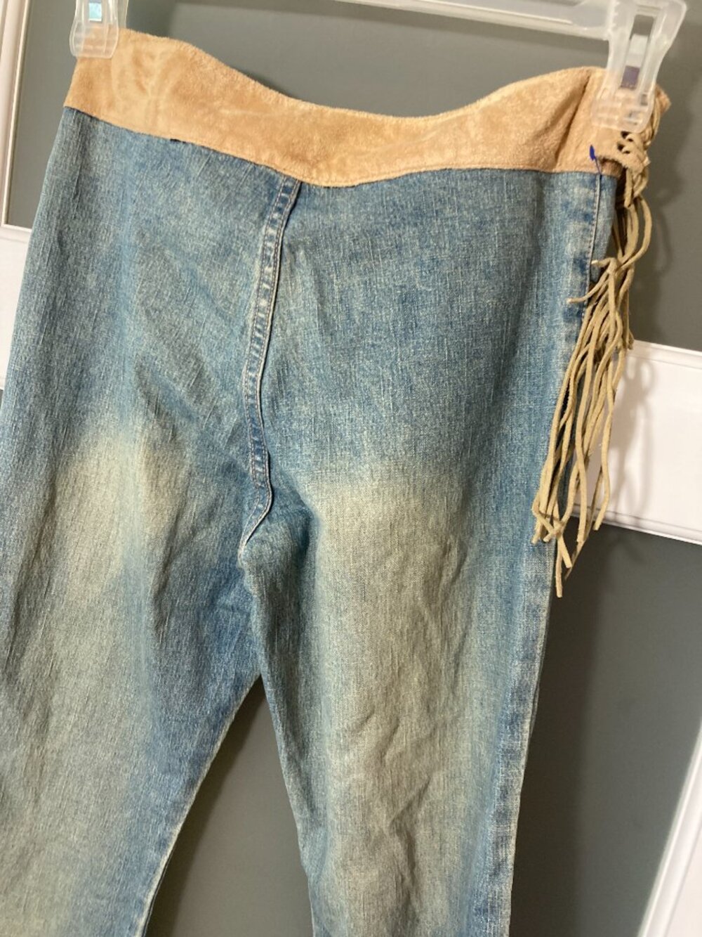 Joe Boxer Vintage Y2K Low-Rise Flare Jeans - Tagged size 14 - Measure = to a 4/6 - Picture 7 of 14